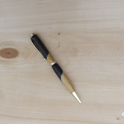 Stylo artisanal en bois tourné – Abysse Morta & Murier